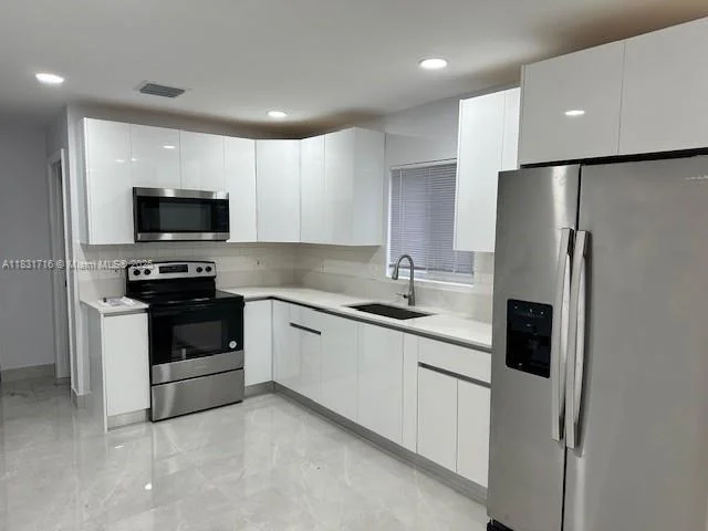 Photo of 42 SE 10th Ter