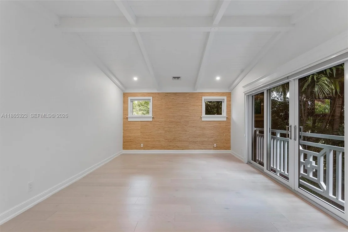 Photo of 746 Marble Ct