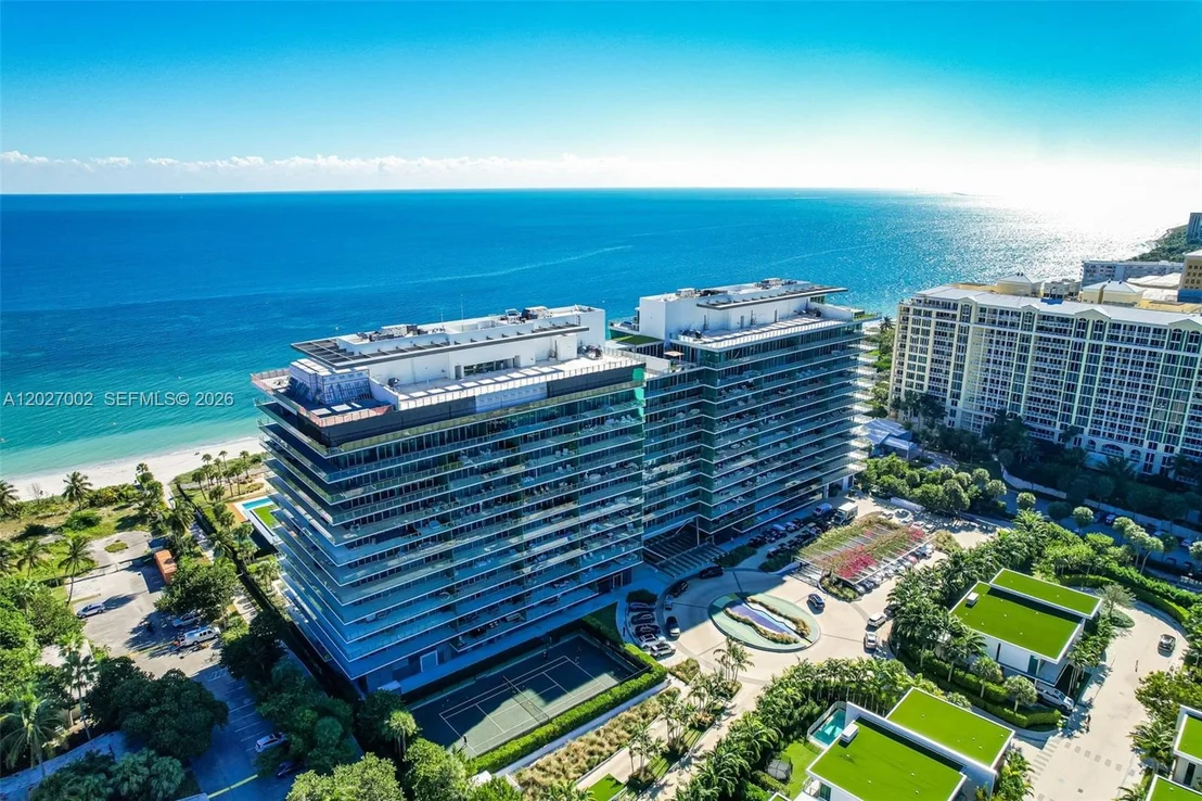 Photo of Unit LPH2N at 350 Ocean Dr
