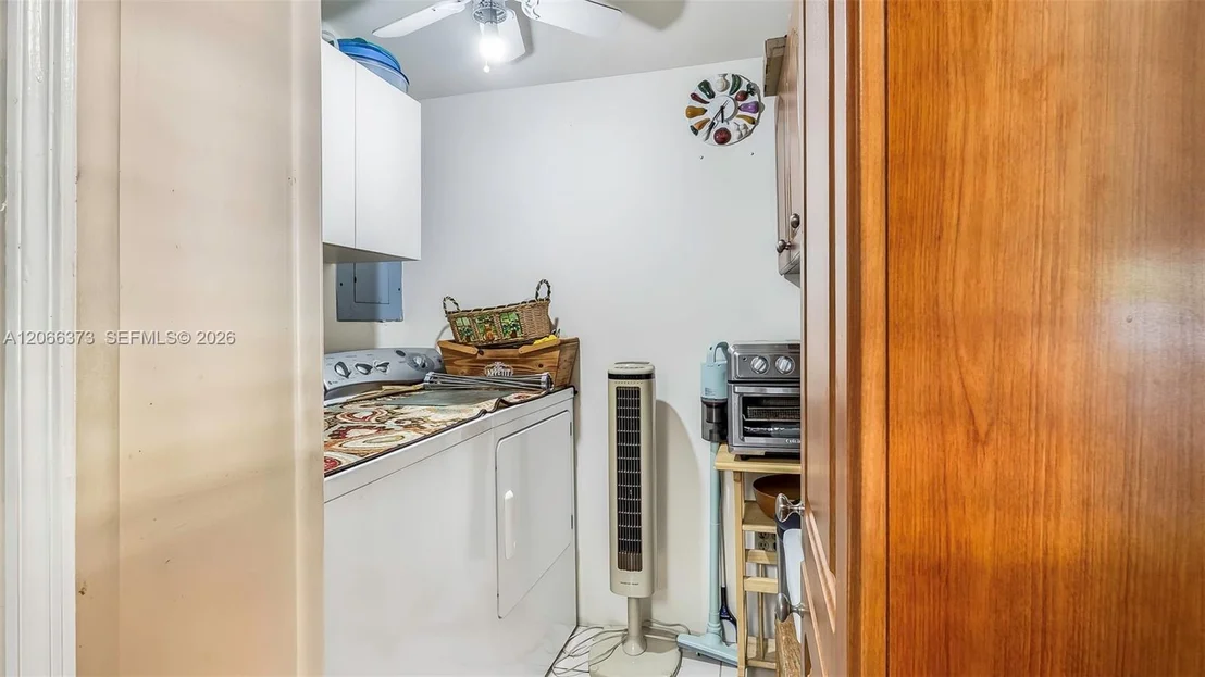 Photo of 154 W 59th St