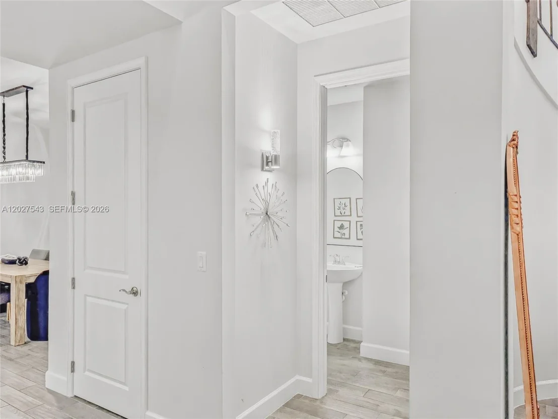 Photo of 15943 Whippoorwill CIR