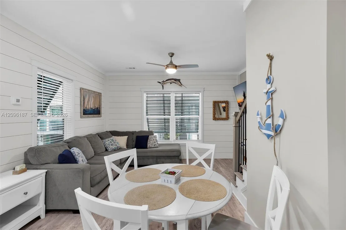 Photo of 101 11 Street Ocean Unit 3