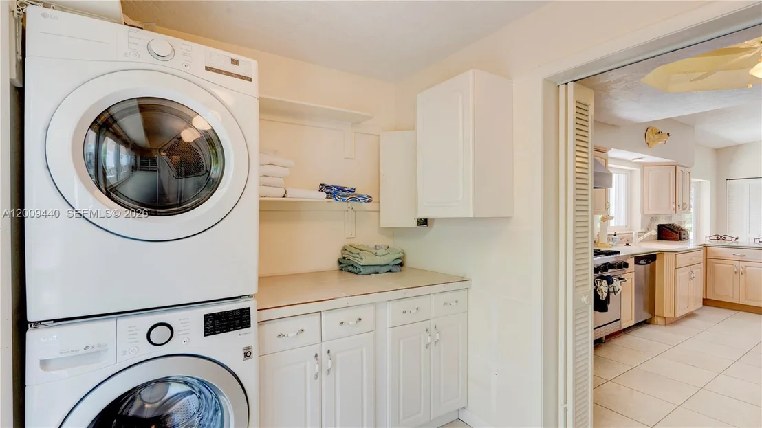 Photo of 1101 Mastic Street
