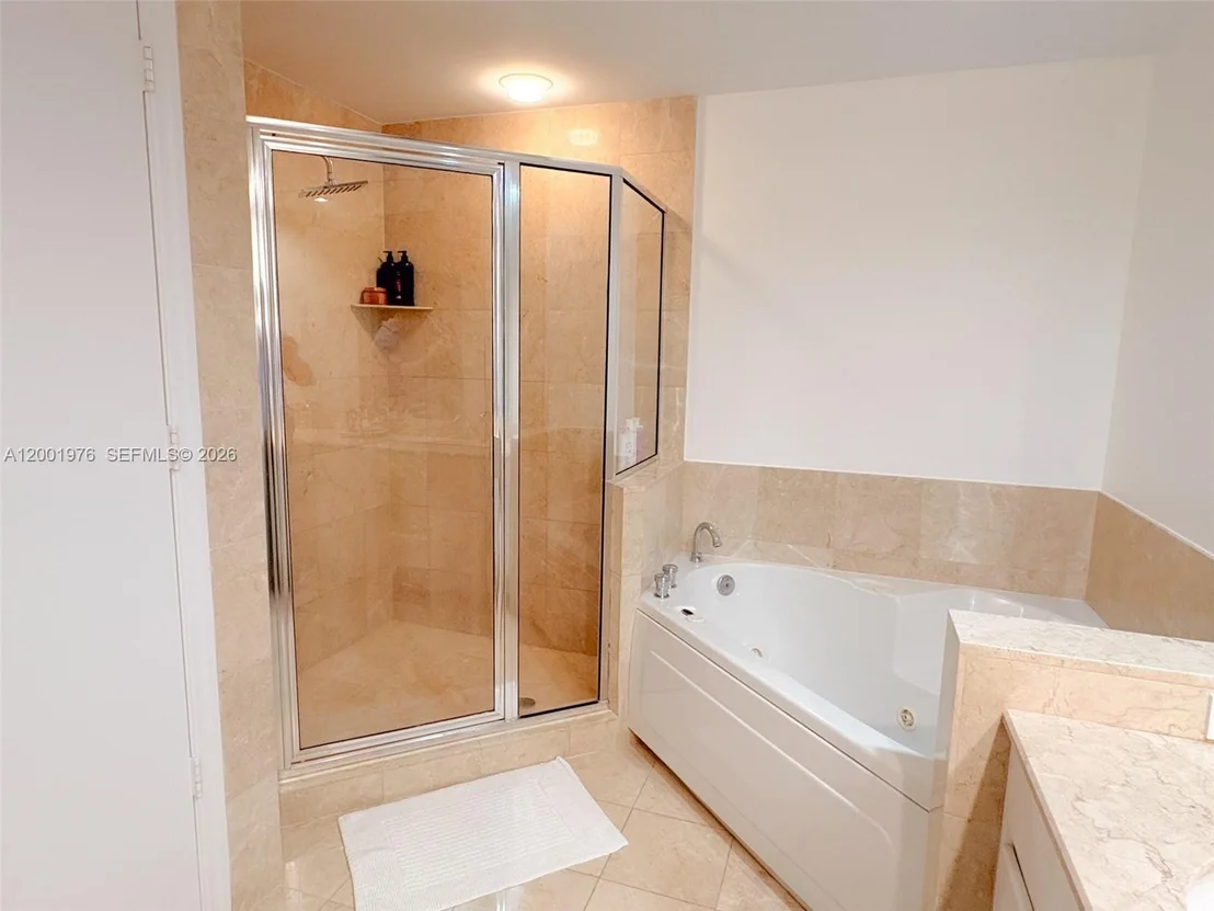 Photo of Unit 905 at 848 Brickell Key Dr