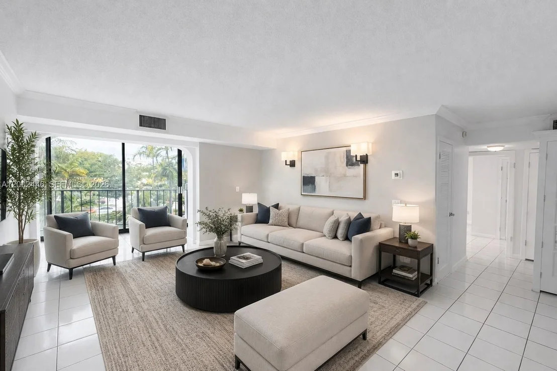 Photo of Unit 3C at 77 Crandon Blvd