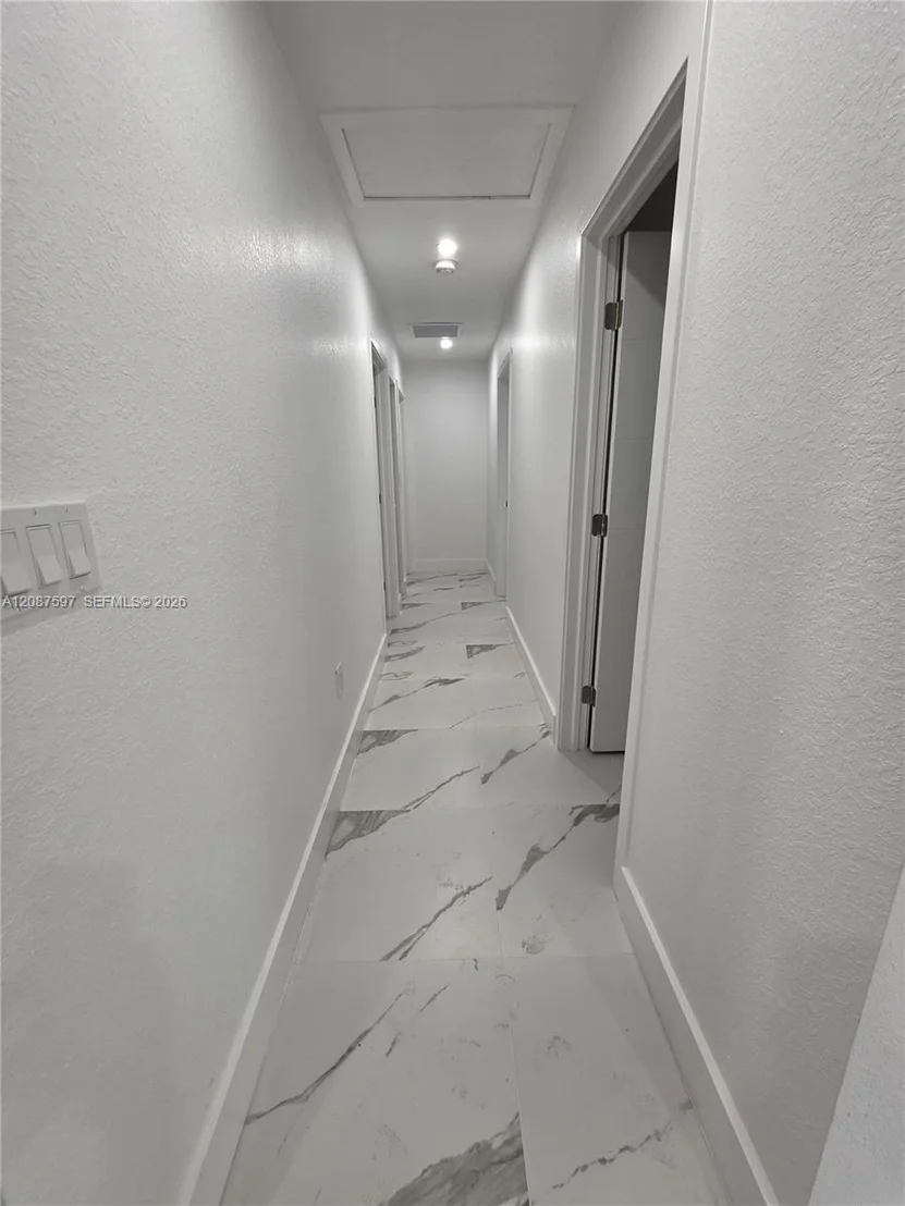 Photo of 348 NW 8th St