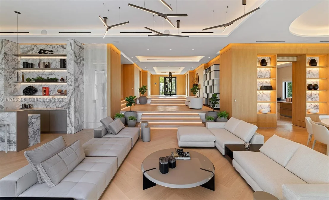 Photo of 1006 Links Drive
