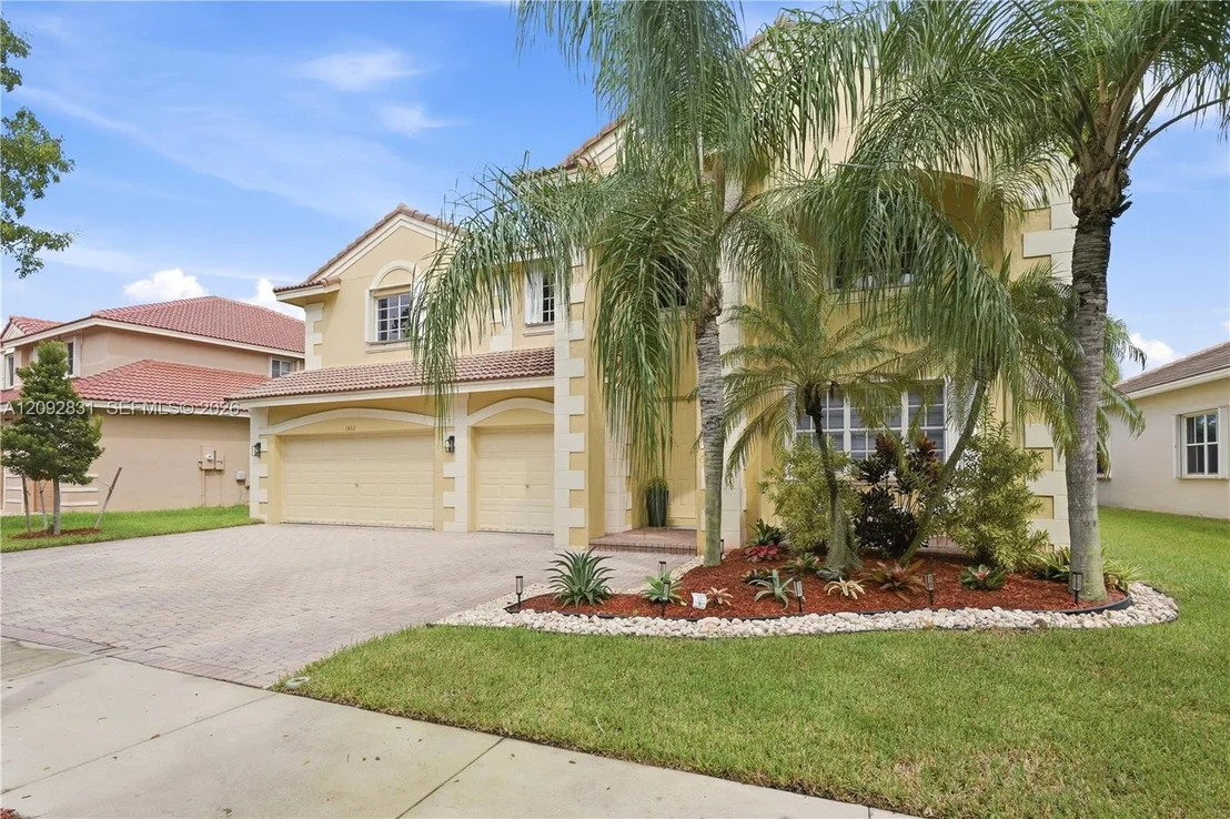 Photo of 1612 Blue Jay Cir