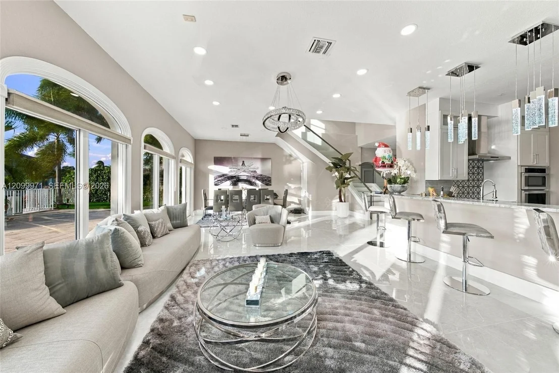 Photo of 5111 NE 30th Ave