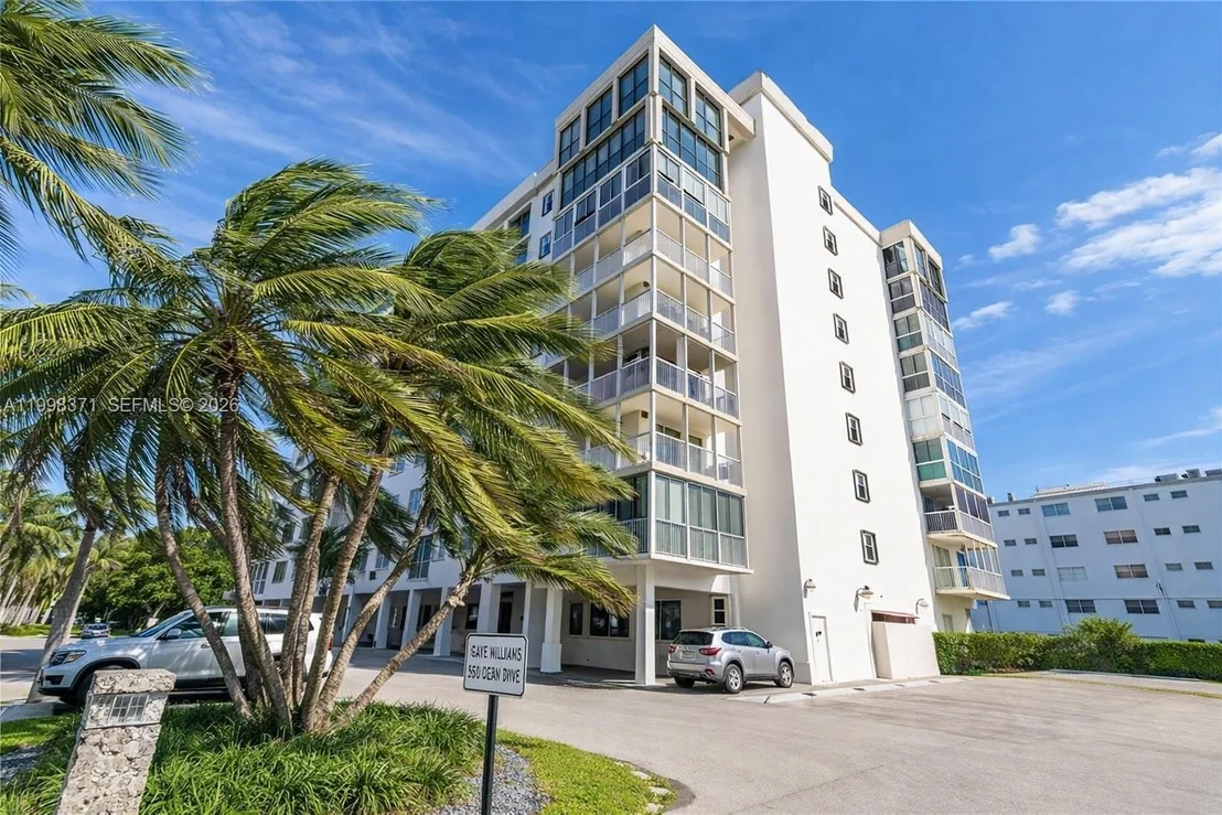 Photo of Unit 3H at 550 Ocean Drive
