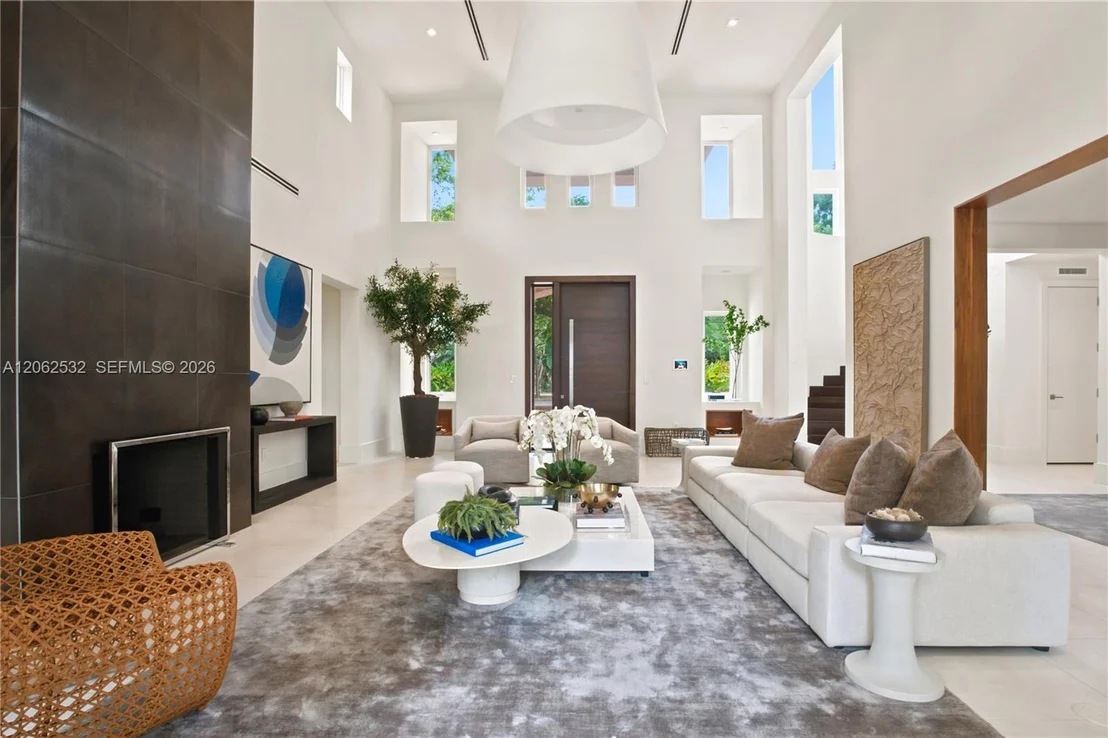 Photo of 2820 Brickell Ave