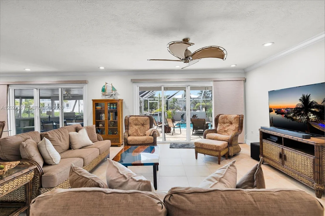 Photo of 2919 Sombrero Blvd