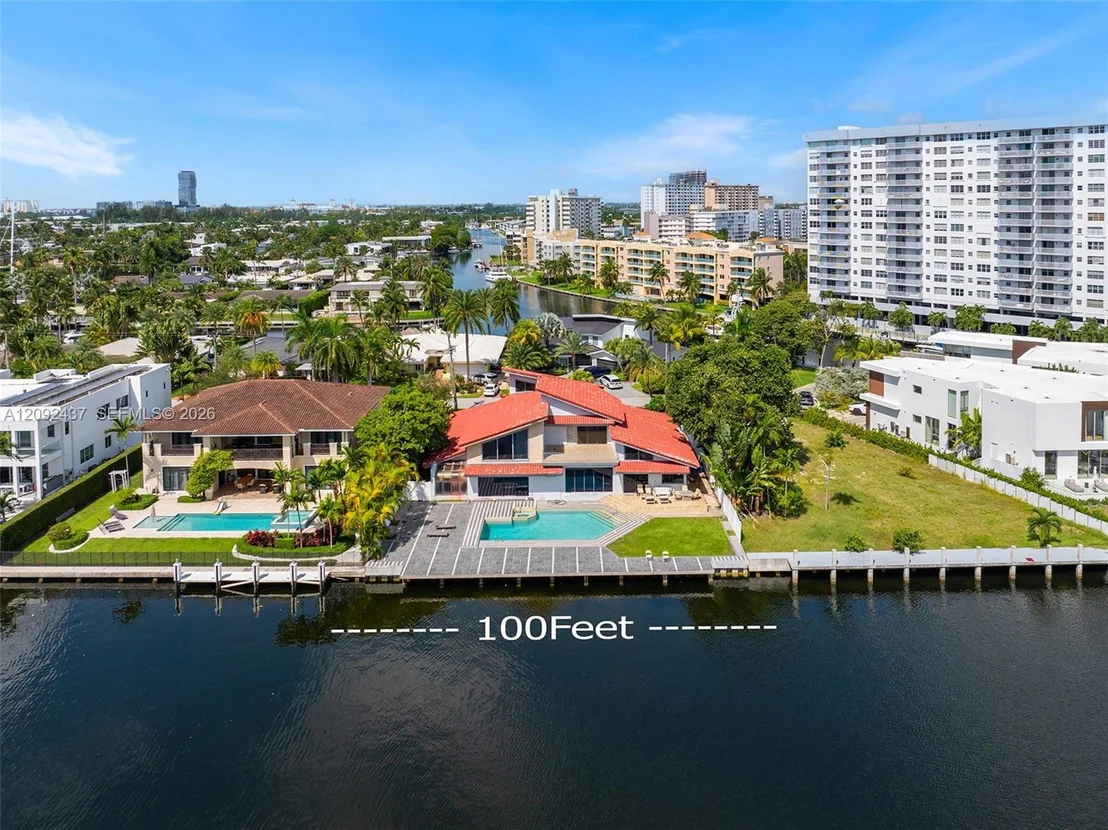Photo of 507 Palm Dr