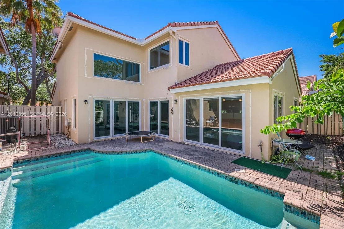 Photo of 1065 Weeping Willow Way