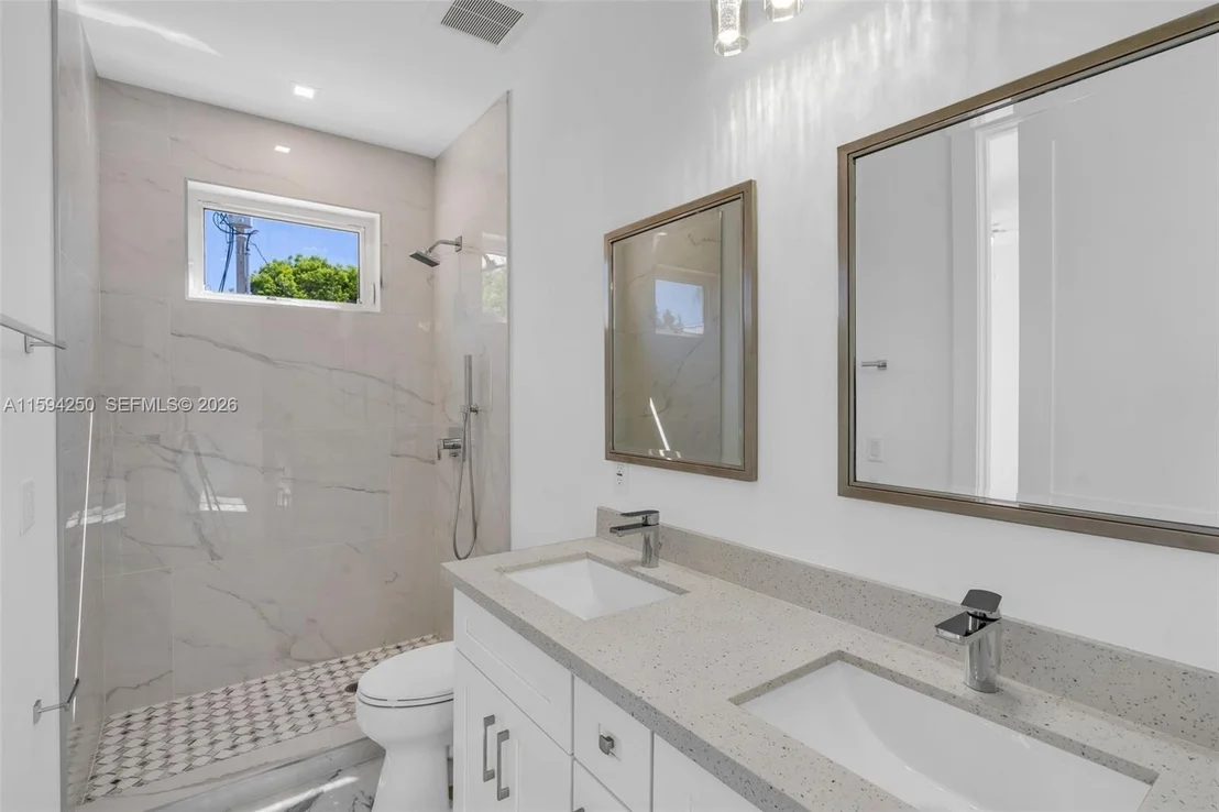 Photo of 84 Coral Way
