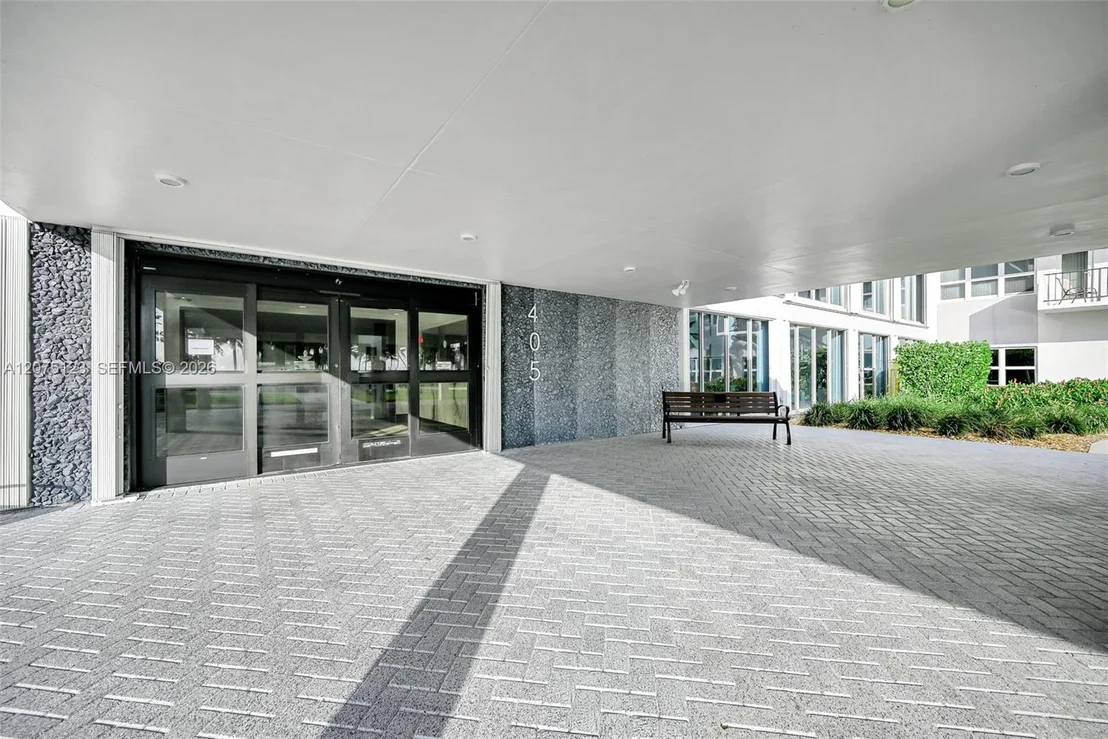 Photo of Unit 103 at 405 N Ocean Blvd