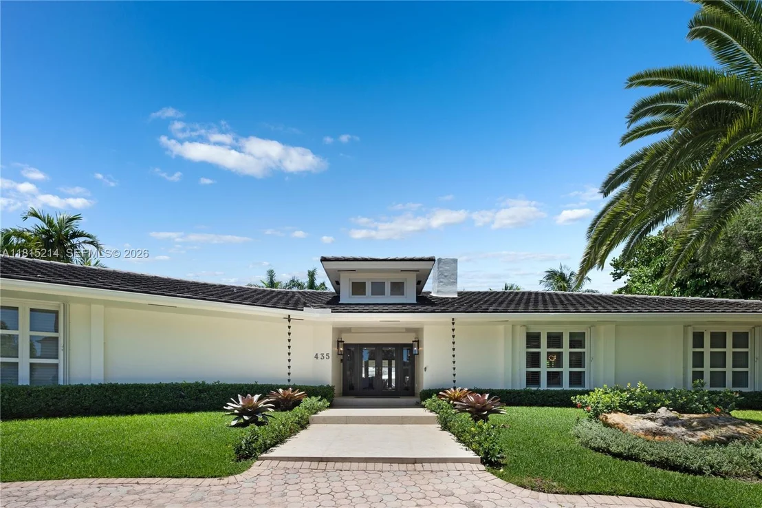 Photo of 435 Marquesa Dr