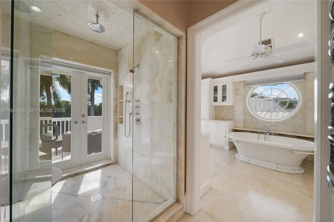 Photo of 100 Cape Florida Dr