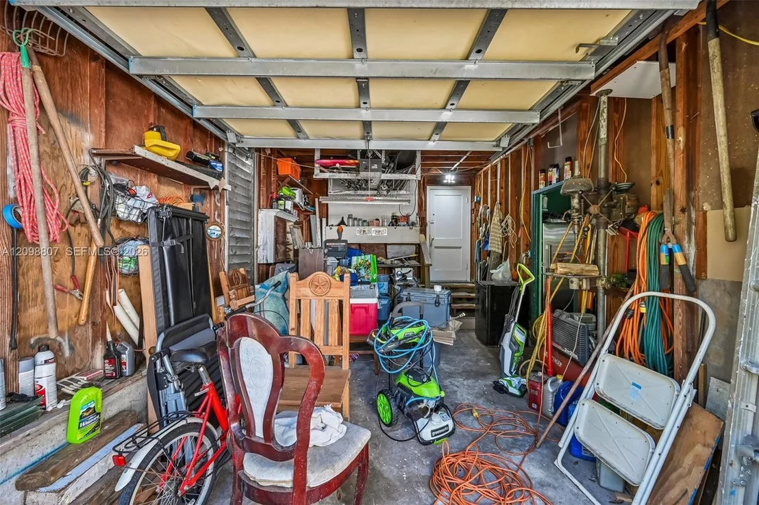 Photo of 3039 Sunrise Boulevard