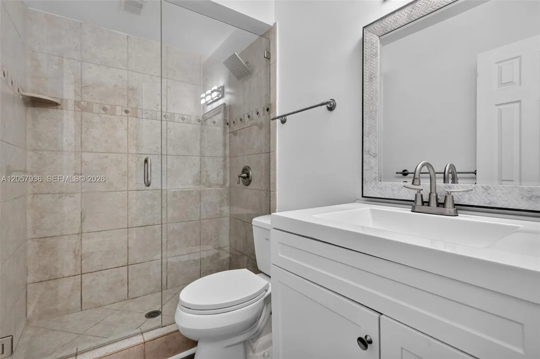 Photo of Unit 310 at 2100 Diana Dr