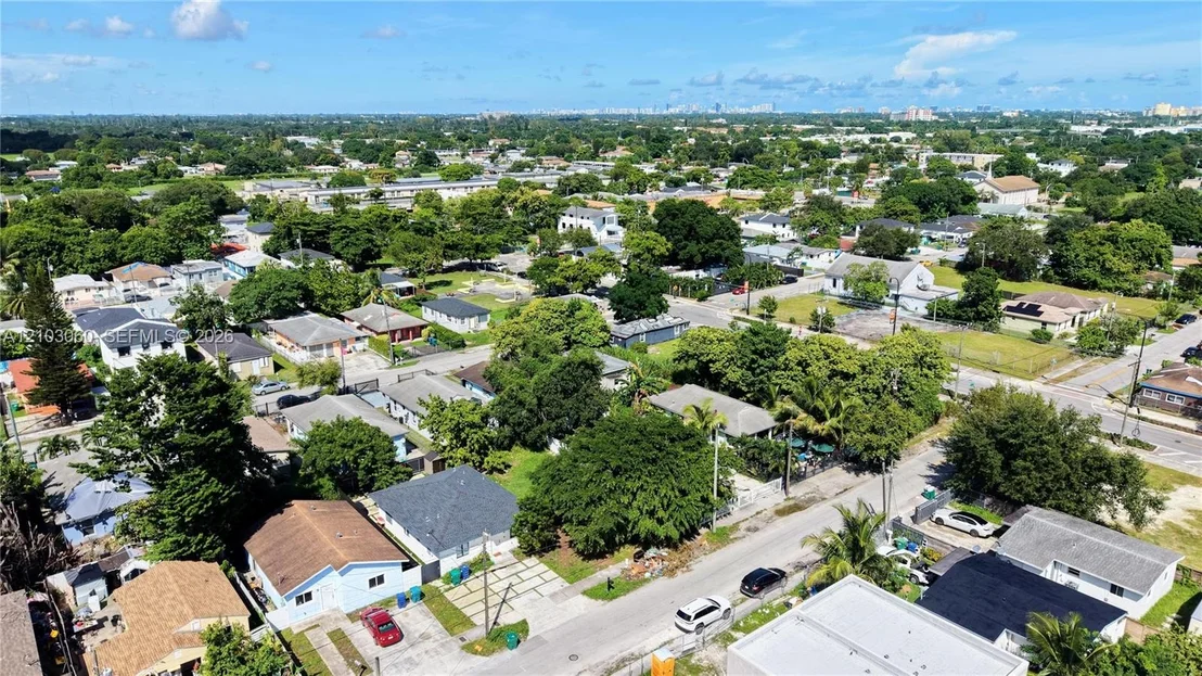 Photo of 1825 NW 68TH TER