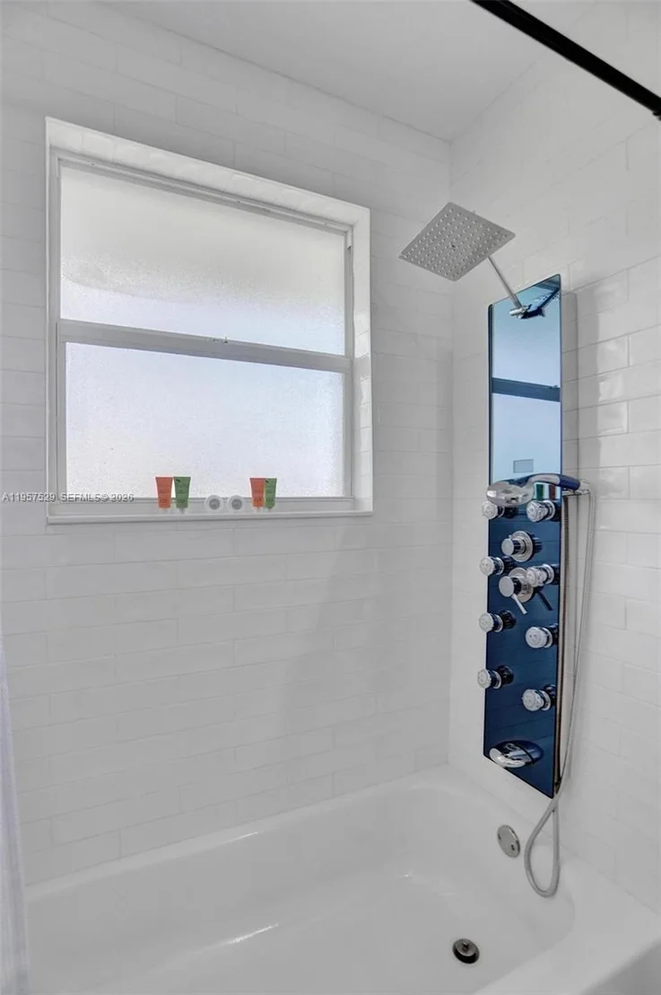 Photo of 1341 SE 7th Ave