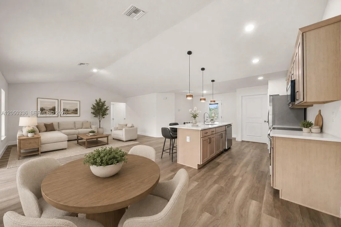 Photo of 5618 Cortez Blvd.
