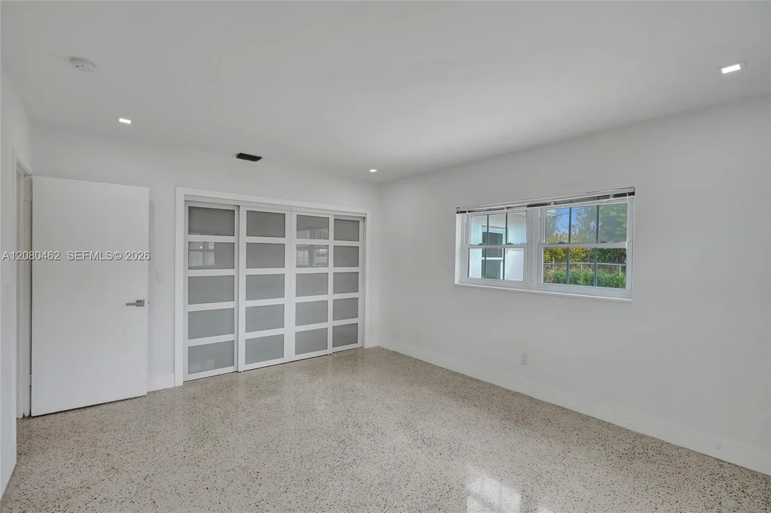 Photo of 2125 Alamanda Dr