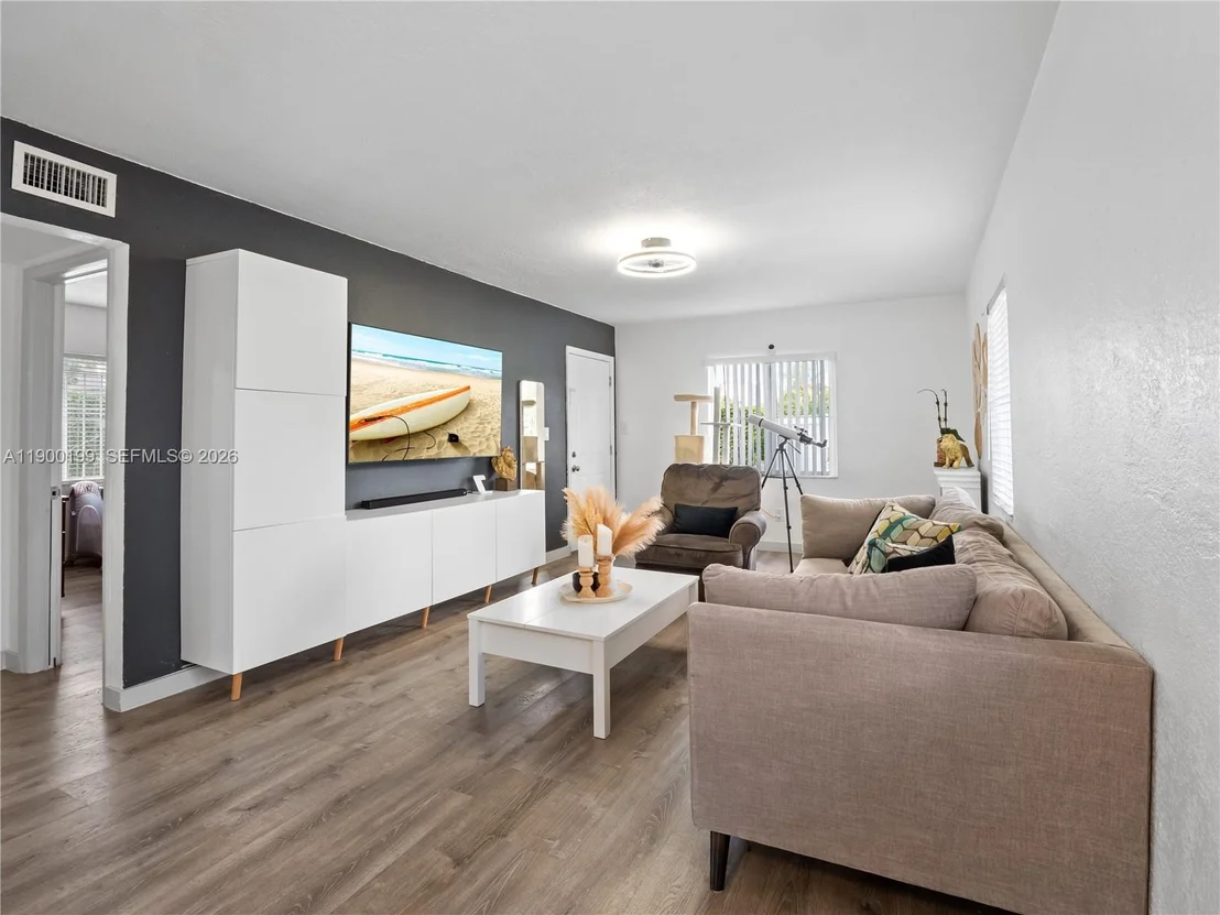 Photo of 8401 NW 24th Pl