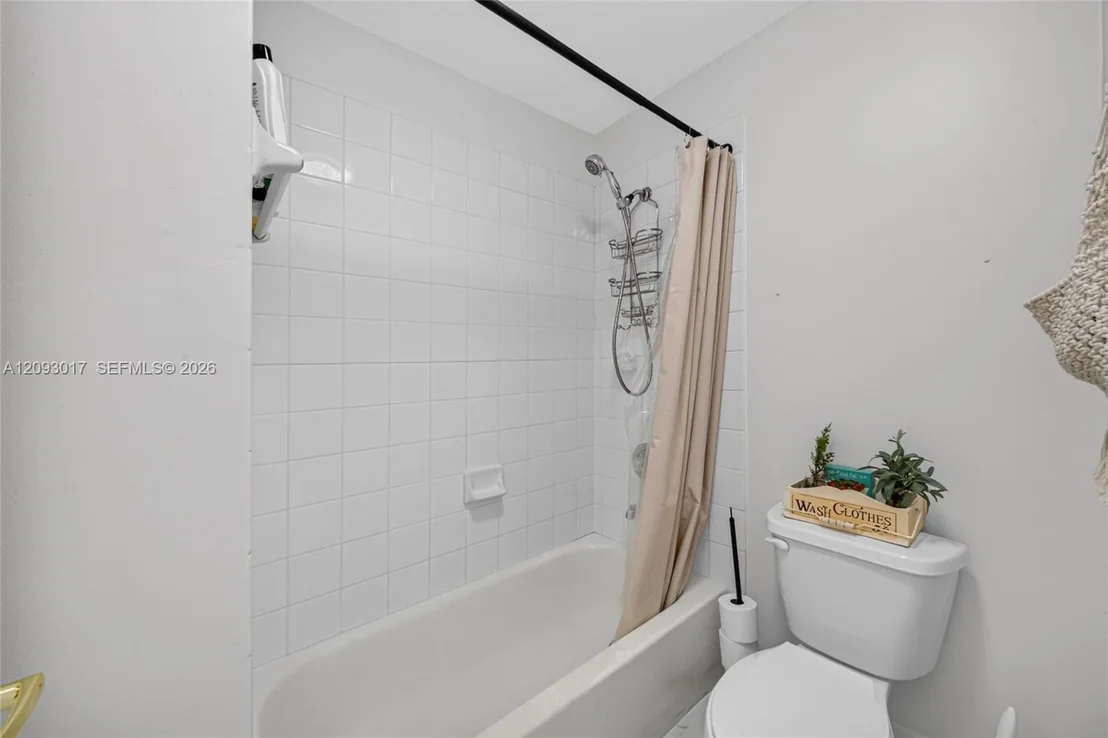 Photo of 16424 Sapphire Pl