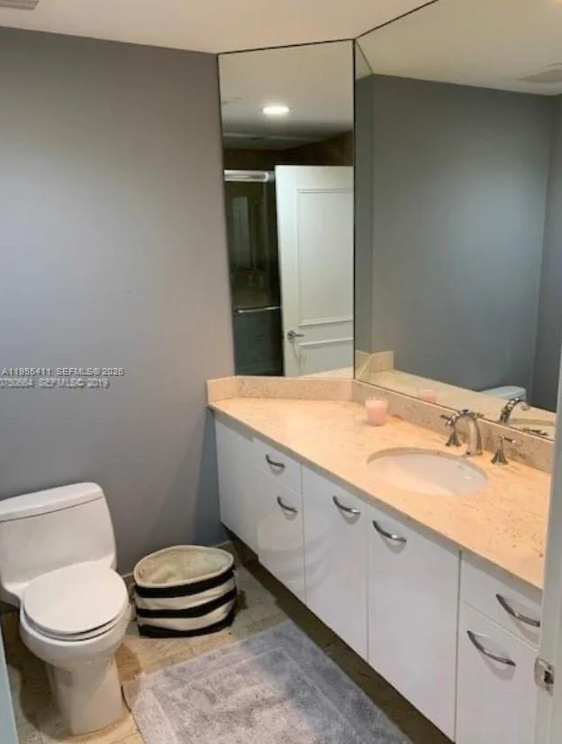 Photo of Unit 504 at 21200 Point Pl