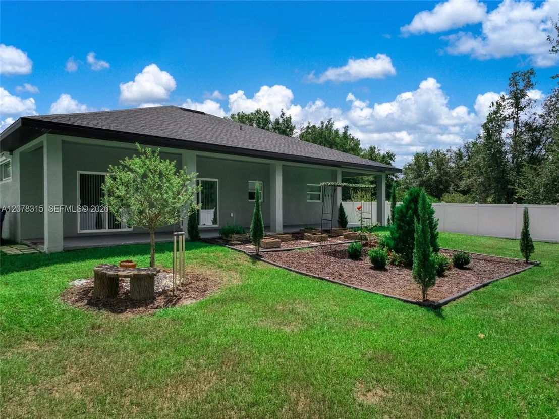 Photo of 4225 Cortez BLvd.