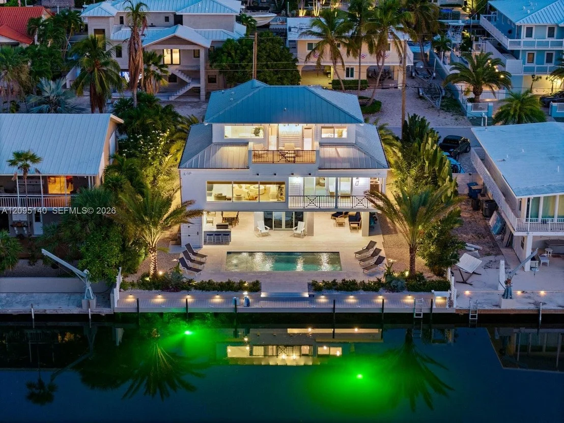 Photo of 115 Villa Bella