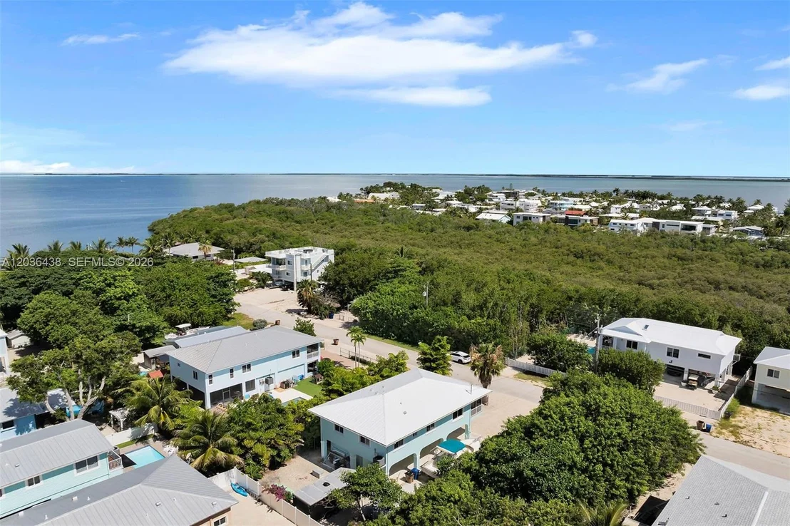 Photo of 54 Tarpon Ave