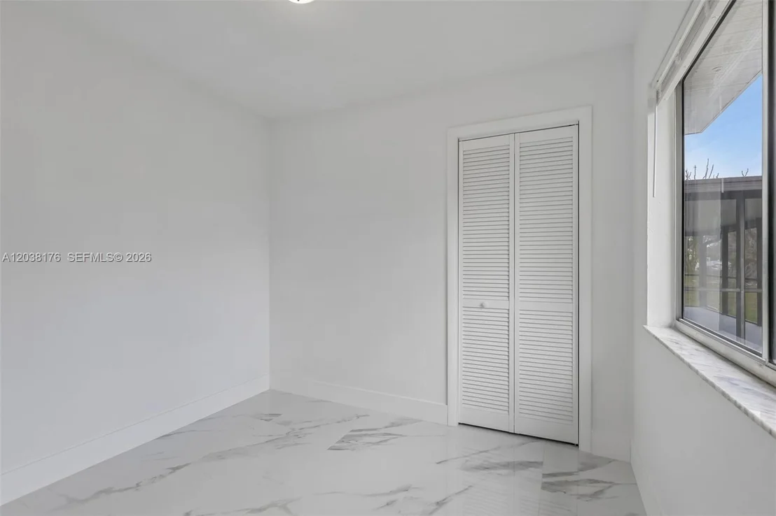 Photo of 1248 Riviera