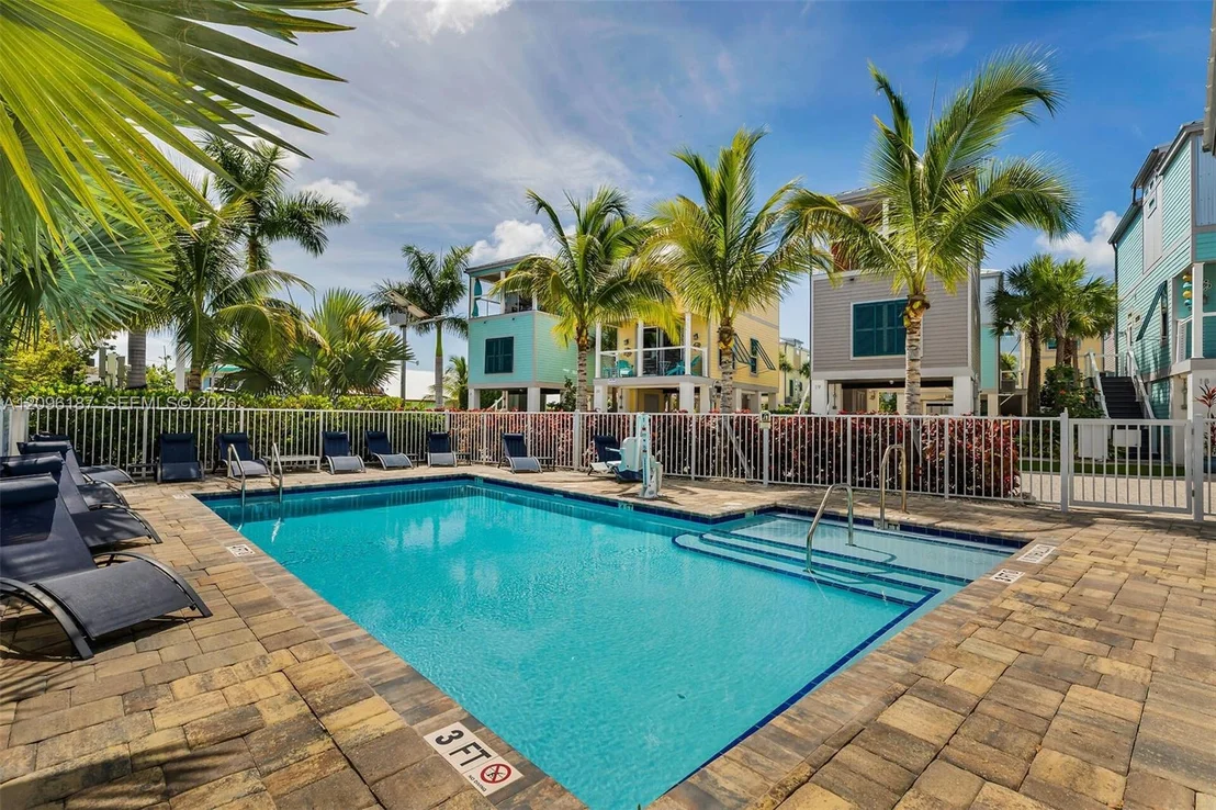 Photo of 101 11 Street Ocean Unit 3