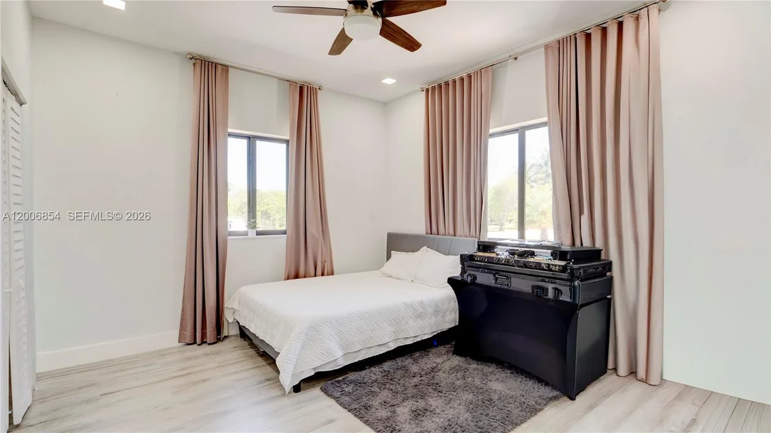 Photo of 34 Atlantic Drive