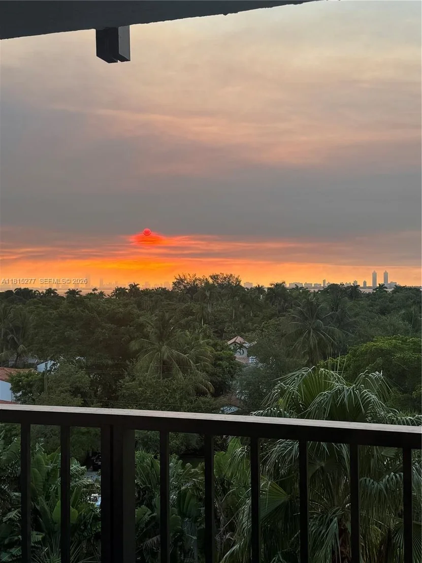 Photo of Unit 701 at 5701 Biscayne Blvd