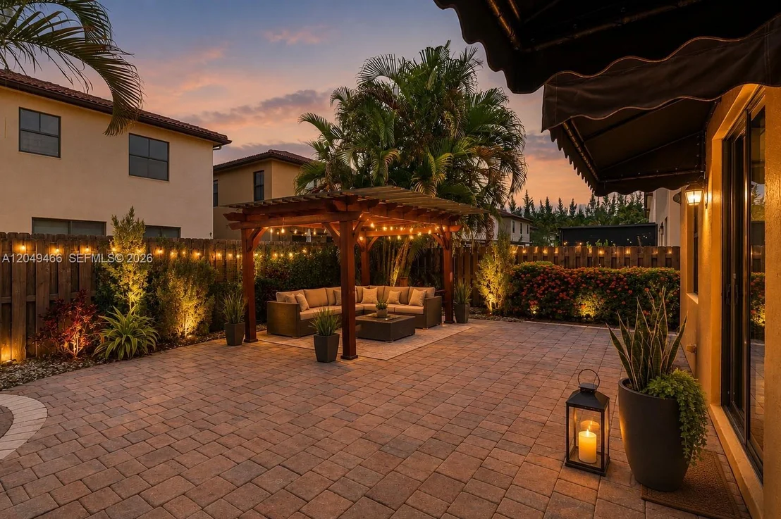 Photo of 8850 NW 99th Path