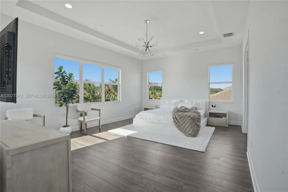 Photo of 15943 Whippoorwill CIR
