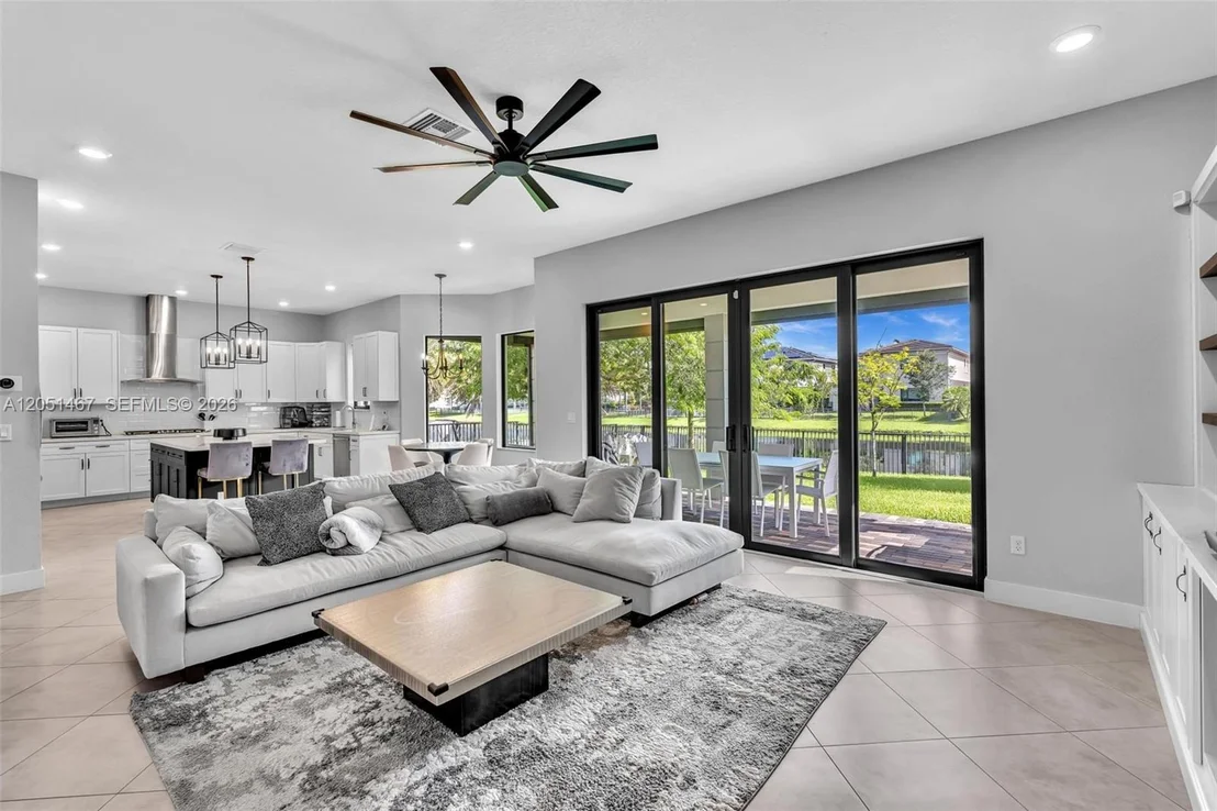 Photo of 10855 Pacifica Way
