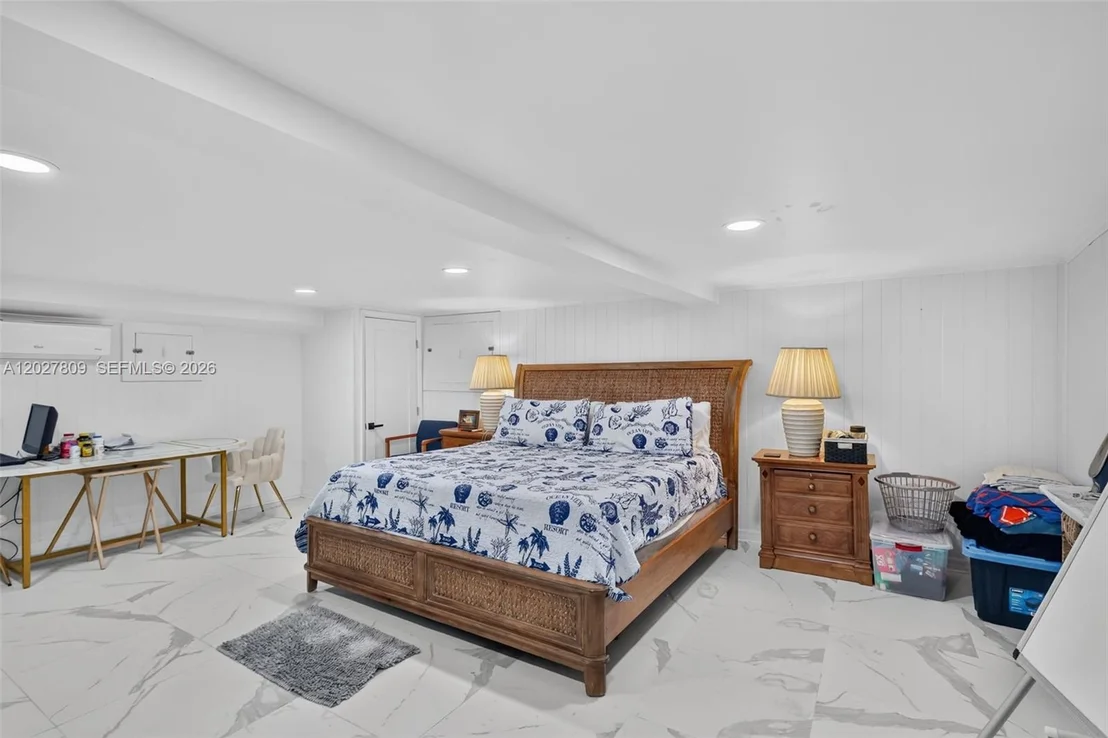 Photo of 1023 SE 7th St