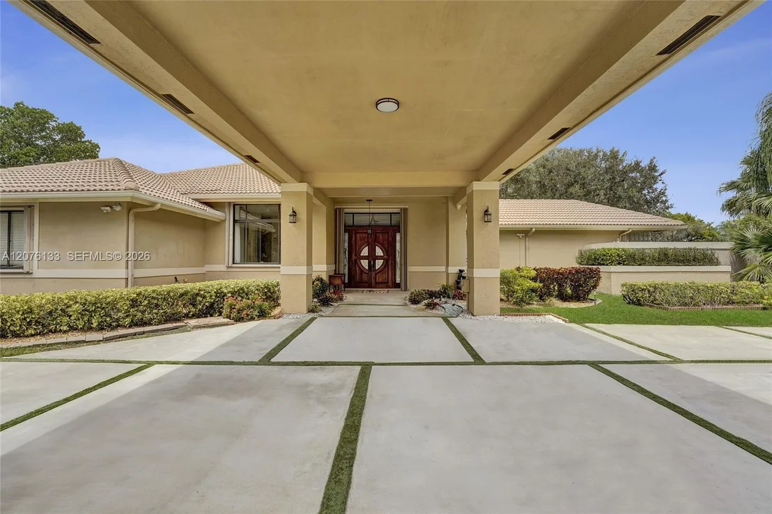 Photo of 2725 Hunter Rd