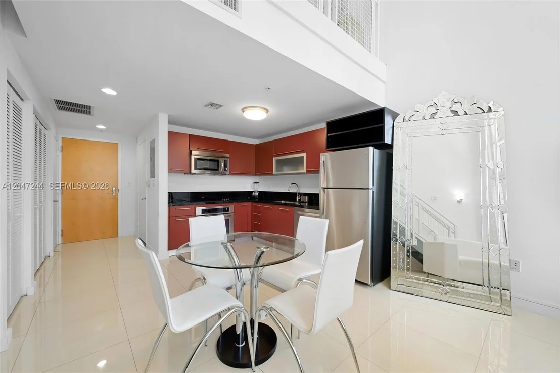 Photo of Unit 451 at 244 Biscayne Blvd