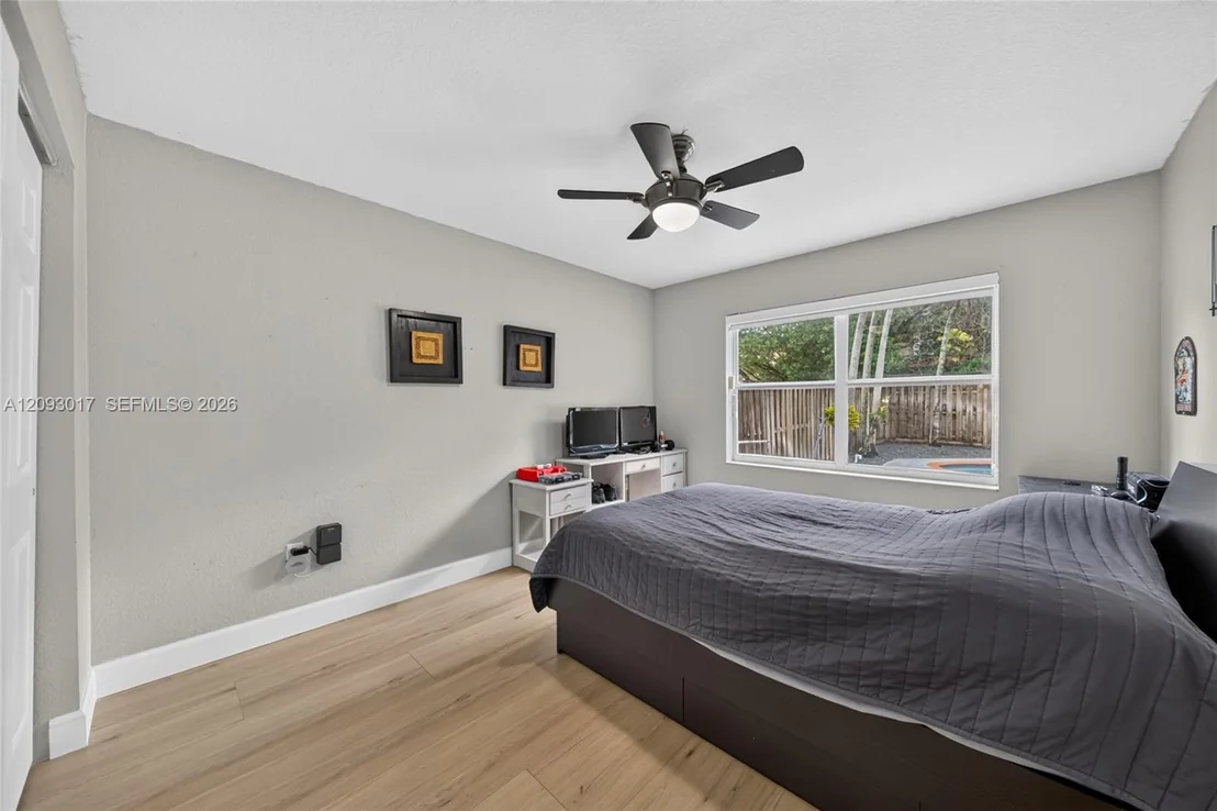 Photo of 16424 Sapphire Pl