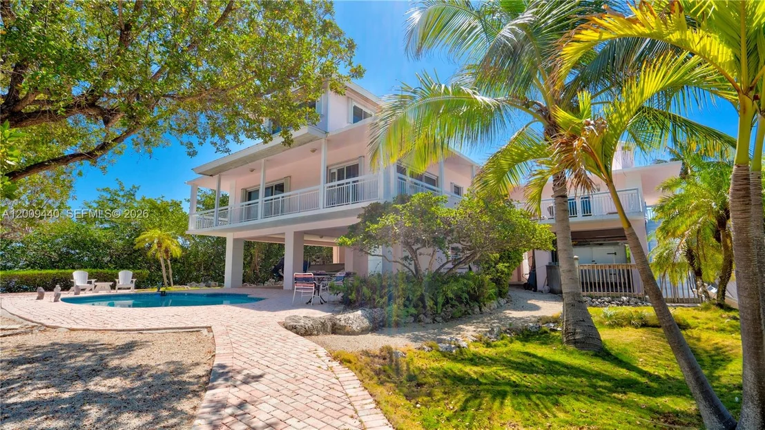 Photo of 1101 Mastic Street