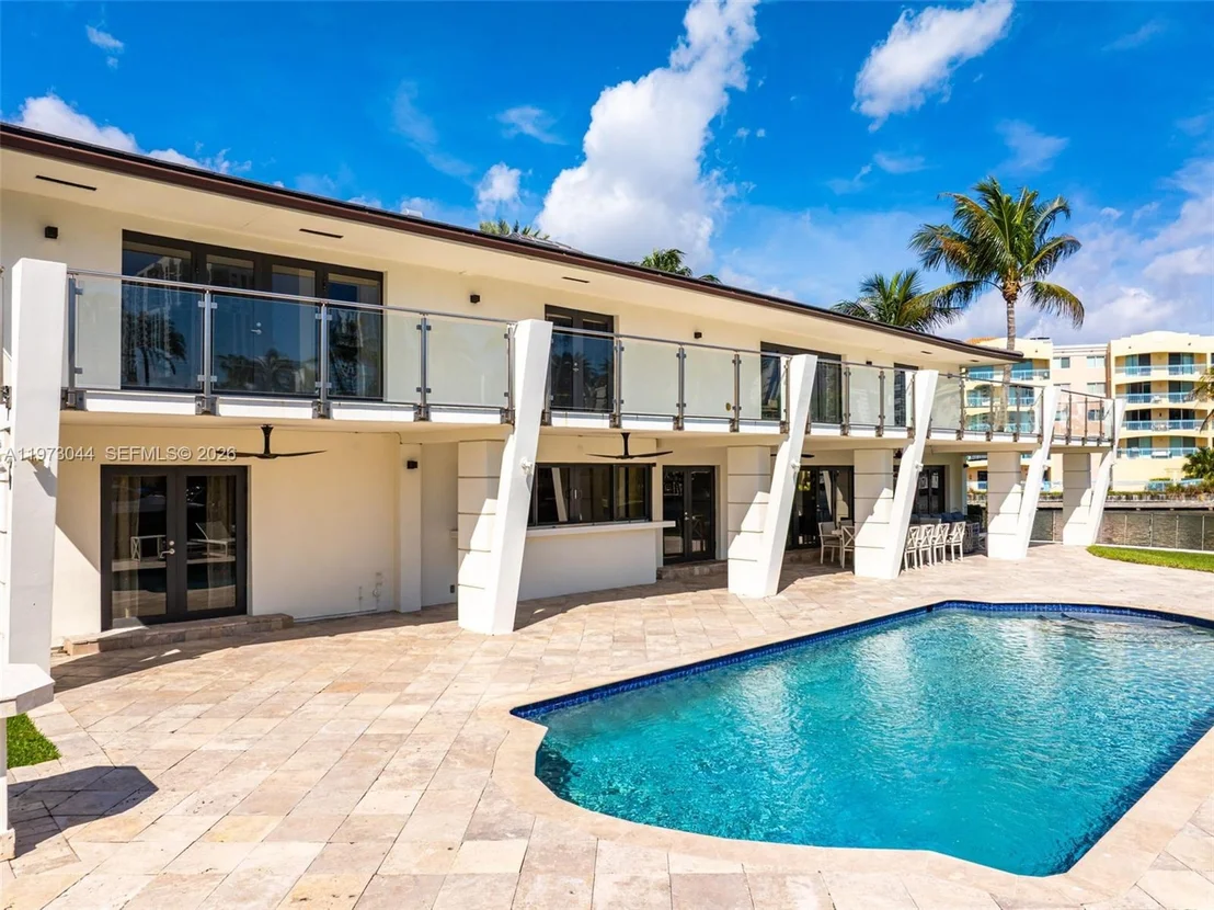 Photo of 501 Hibiscus Dr