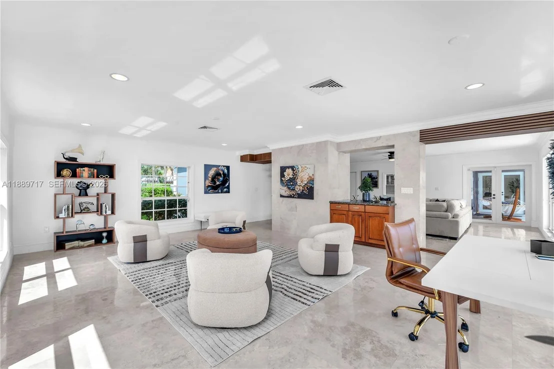 Photo of 4440 NE 23rd Ave