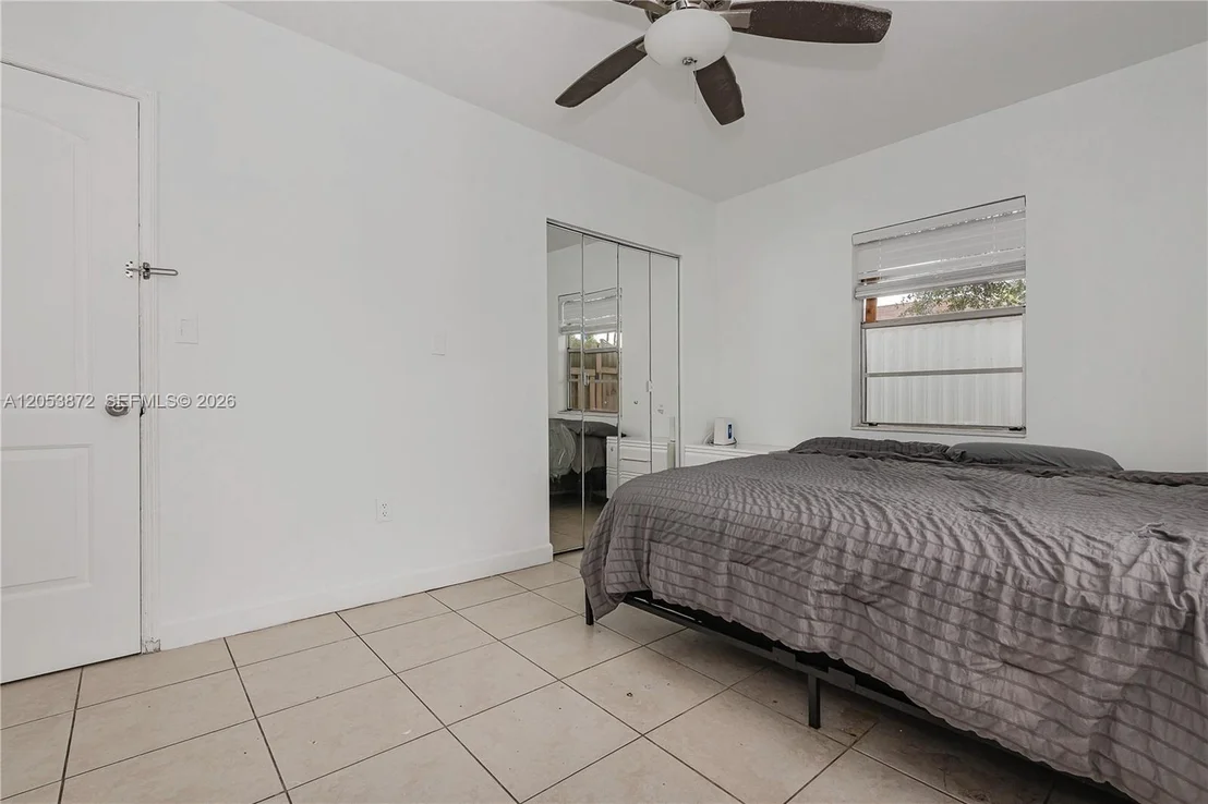 Photo of 681 NE 1st Pl