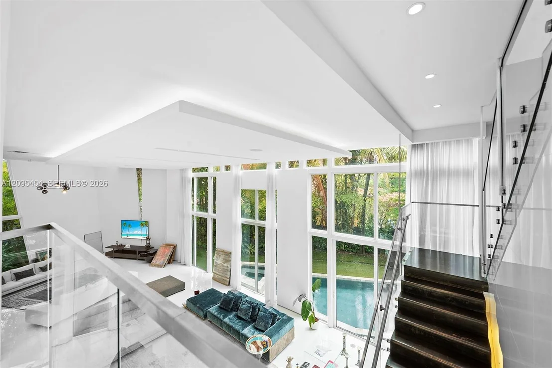 Photo of 480 Ocean Blvd